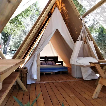 Luxe tent Glamping Tent
